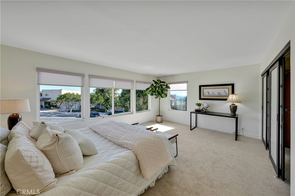 MLS #OC25272276 image #45