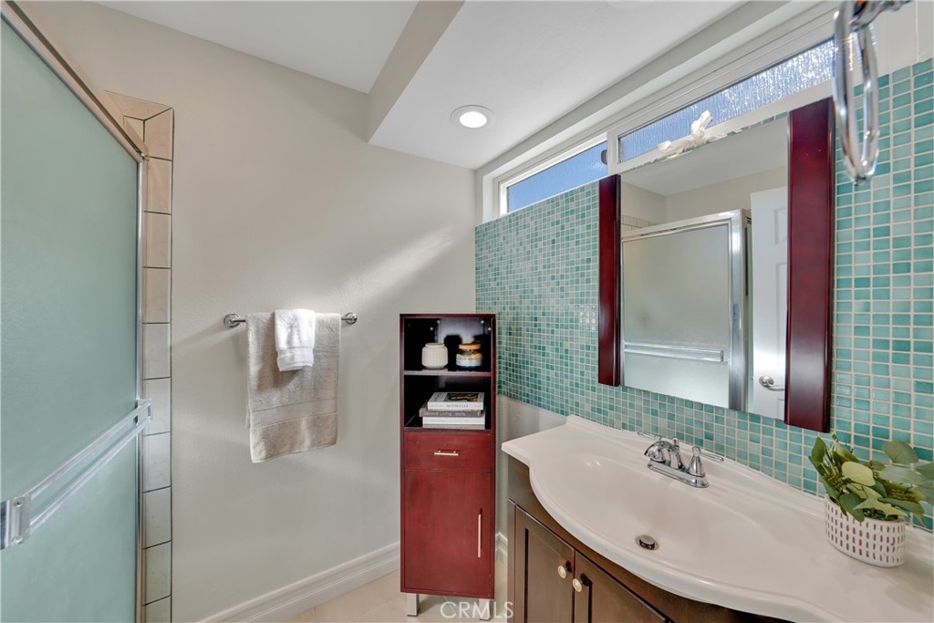 MLS #OC25272276 image #50