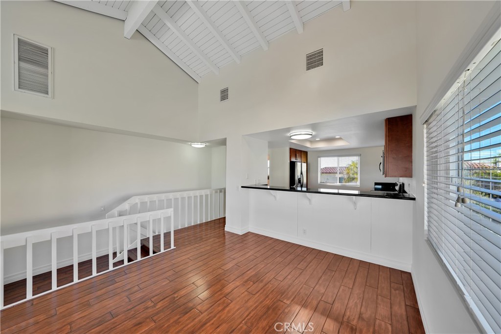 MLS #OC25272276 image #60