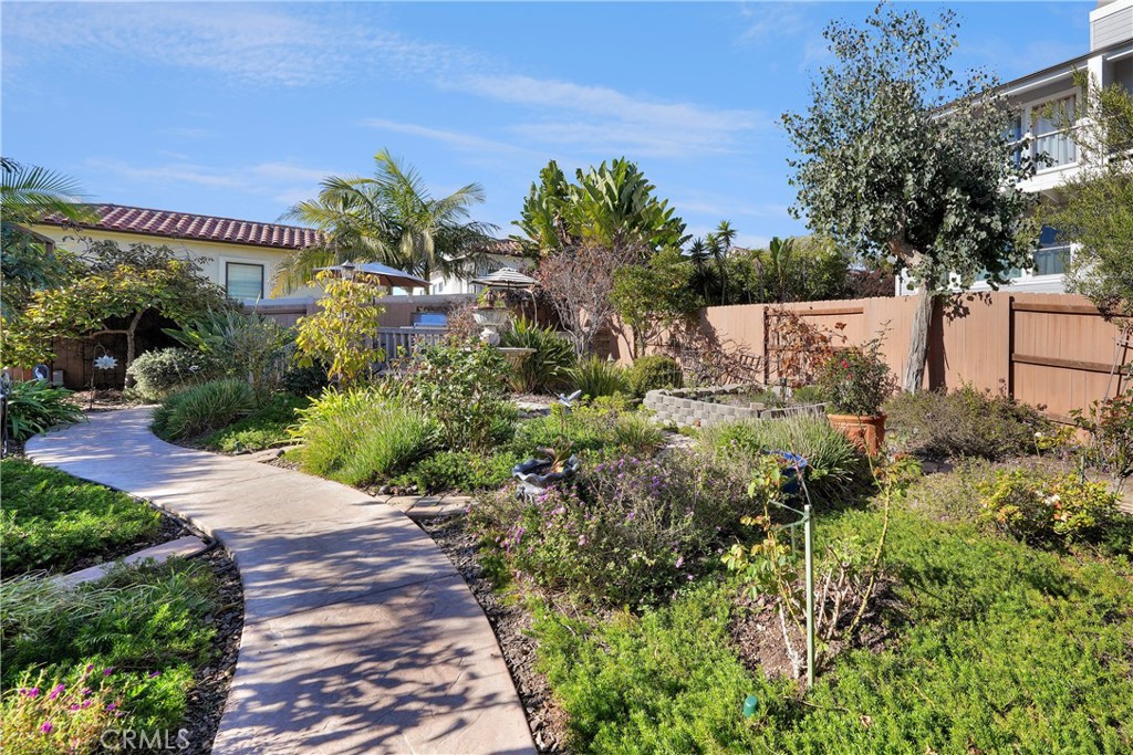 MLS #OC25272285 image #14