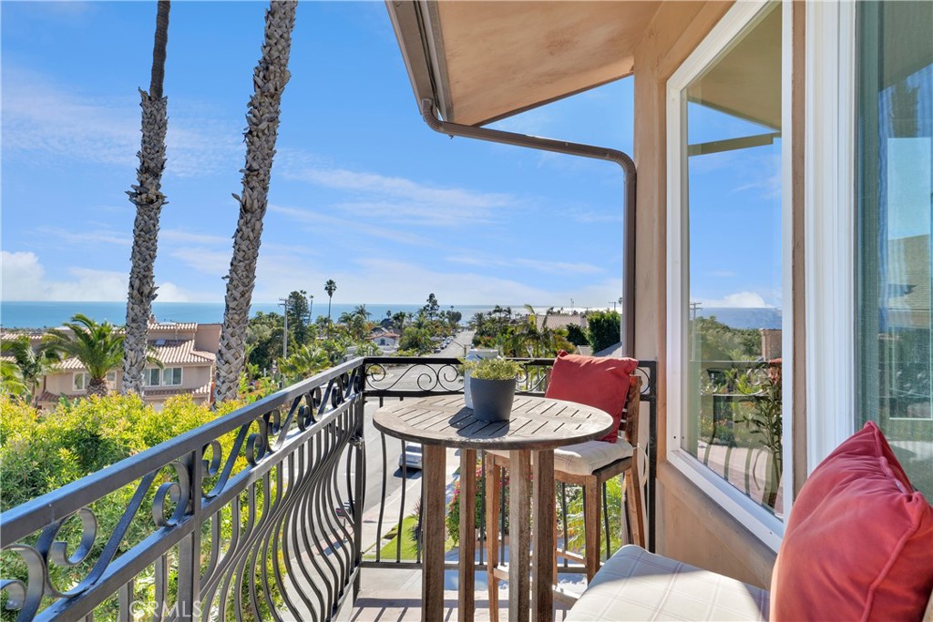 MLS #OC25272285 image #31