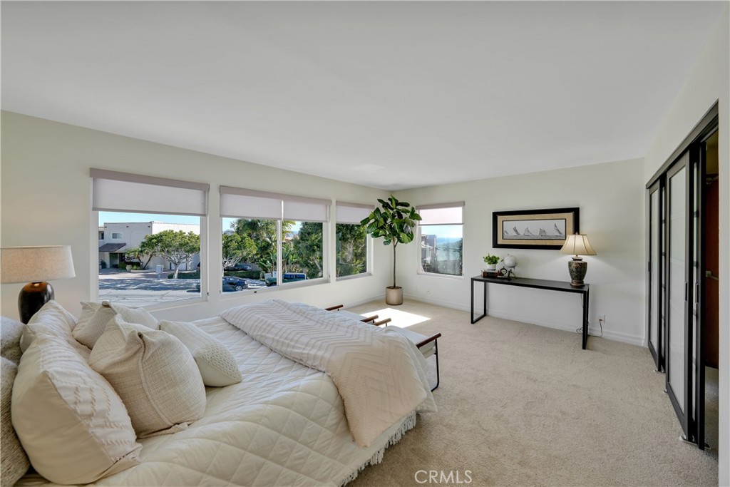 MLS #OC25272285 image #45