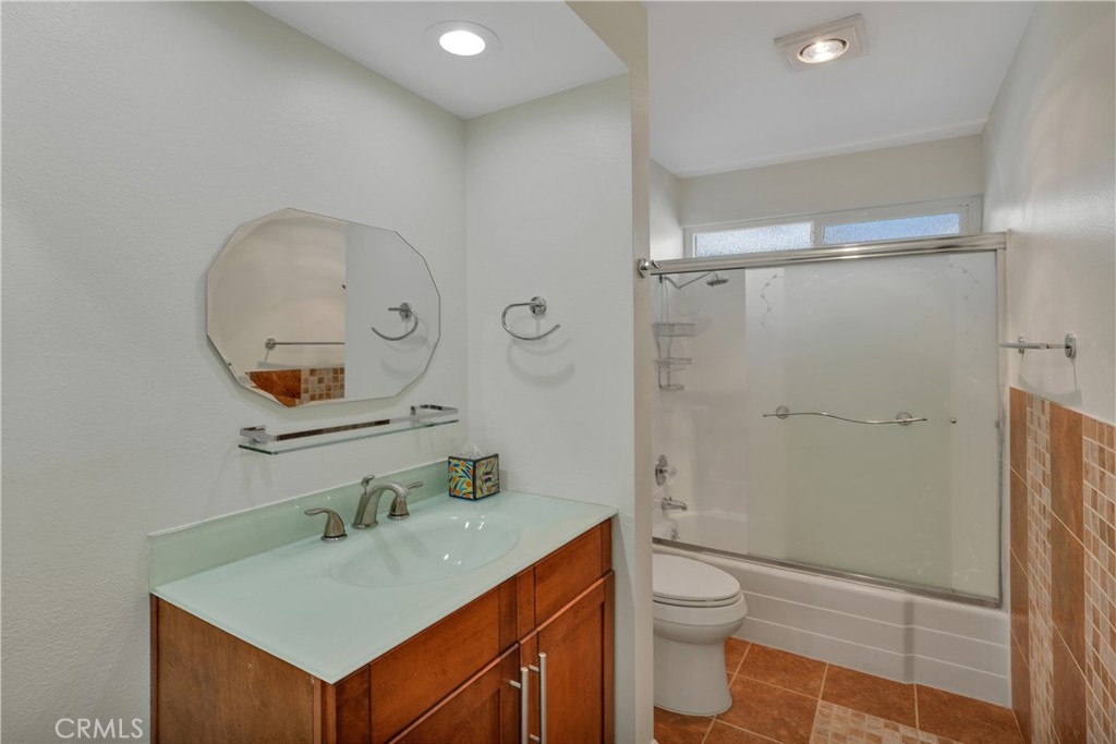 MLS #OC25272285 image #66