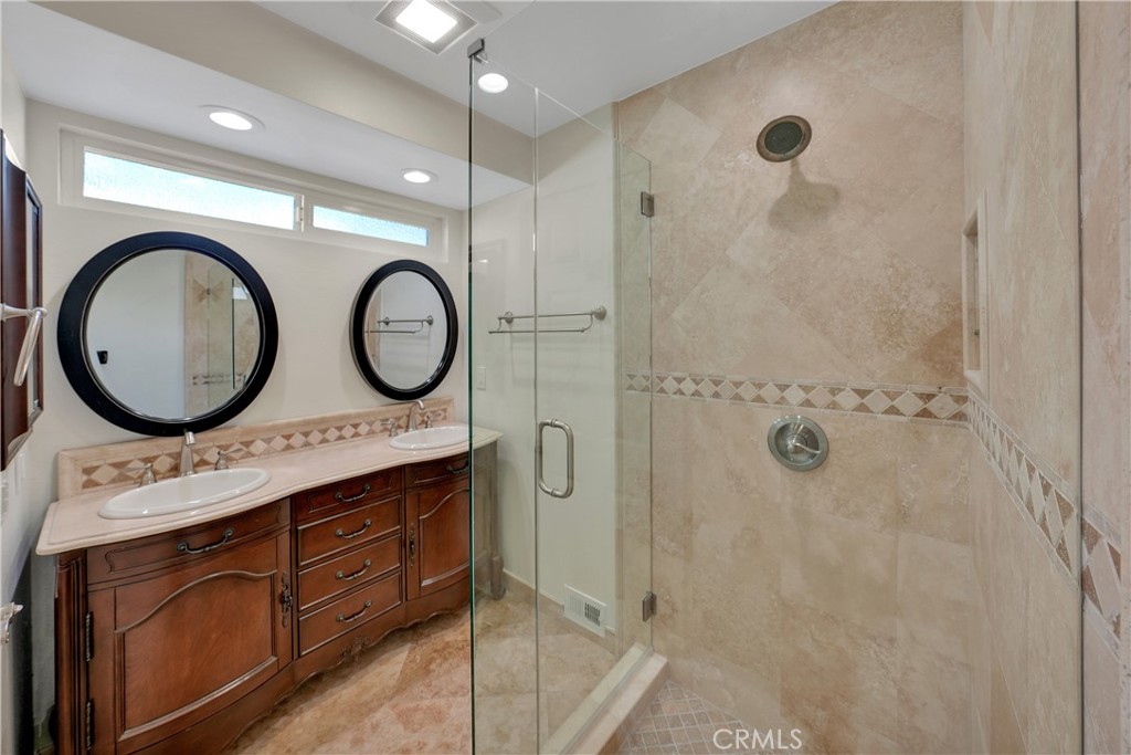 MLS #OC25272285 image #69