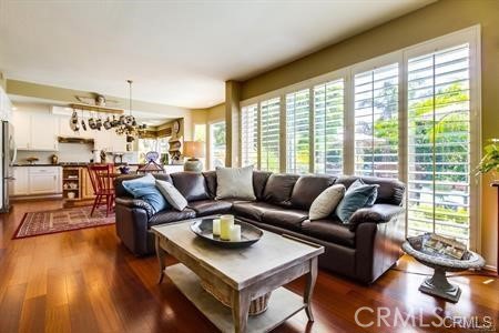 MLS #OC25272287 image #6