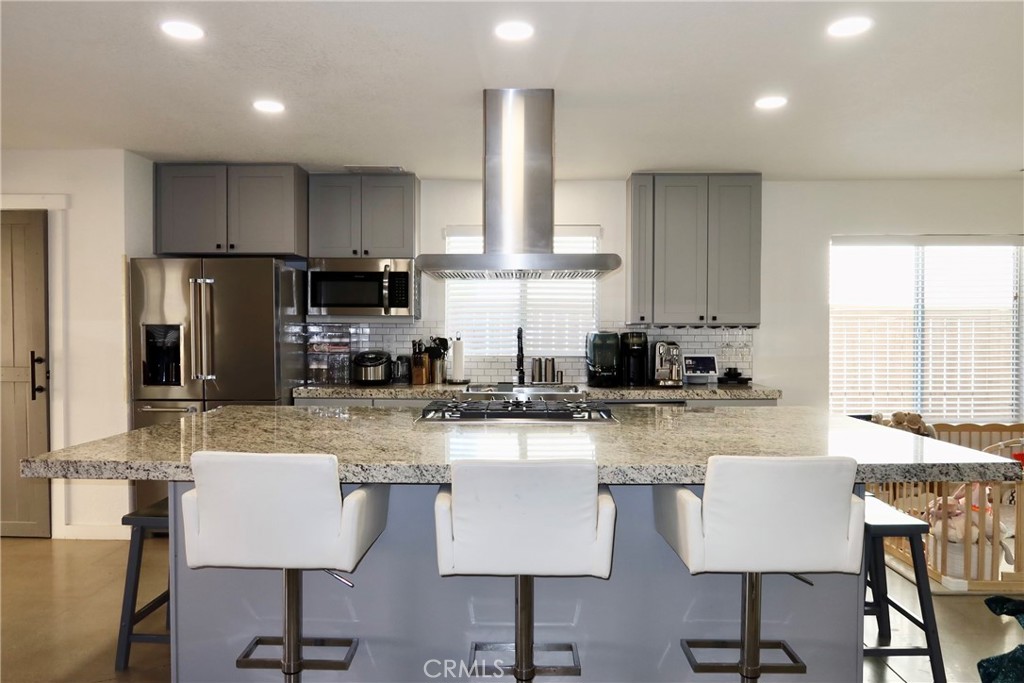 MLS #OC25272307 image #7