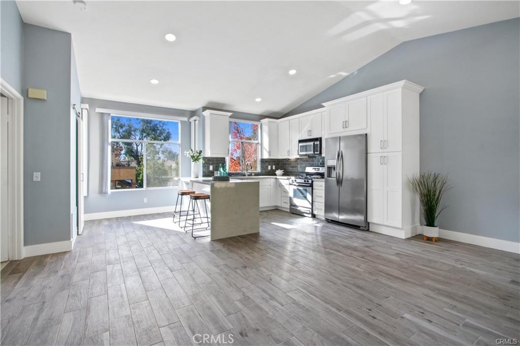 MLS #OC25272326 image #10