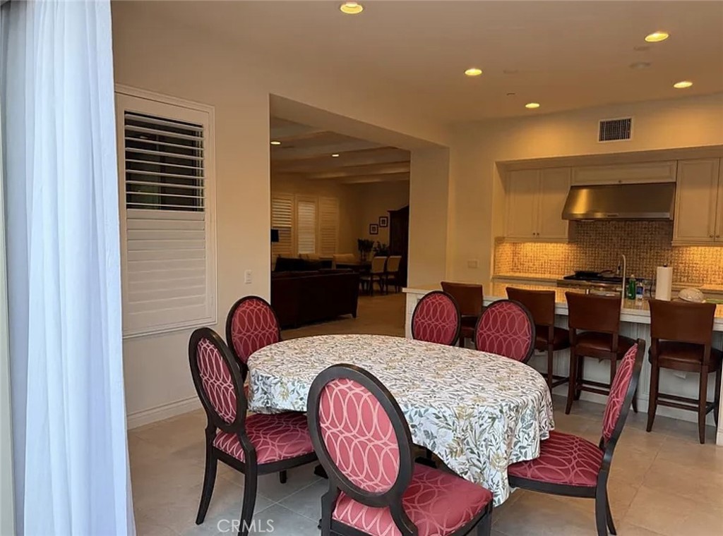 MLS #OC25272329 image #4