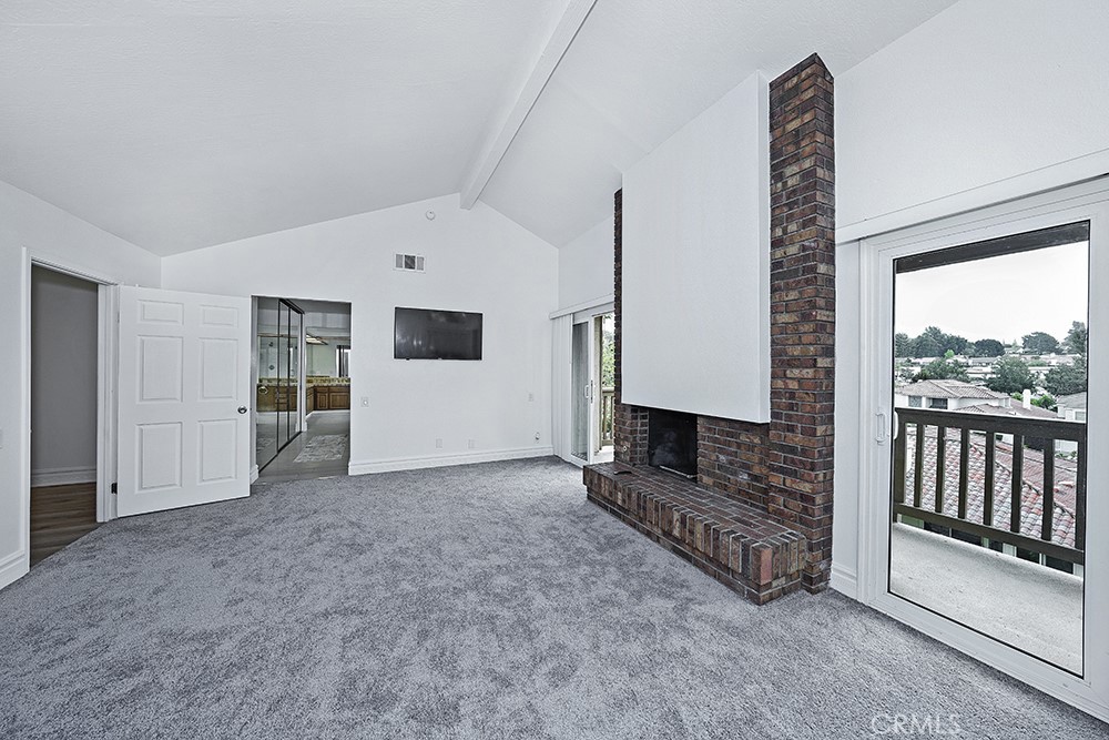 MLS #OC25272332 image #12