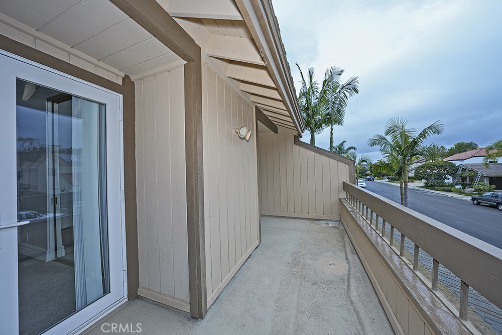 MLS #OC25272332 image #19