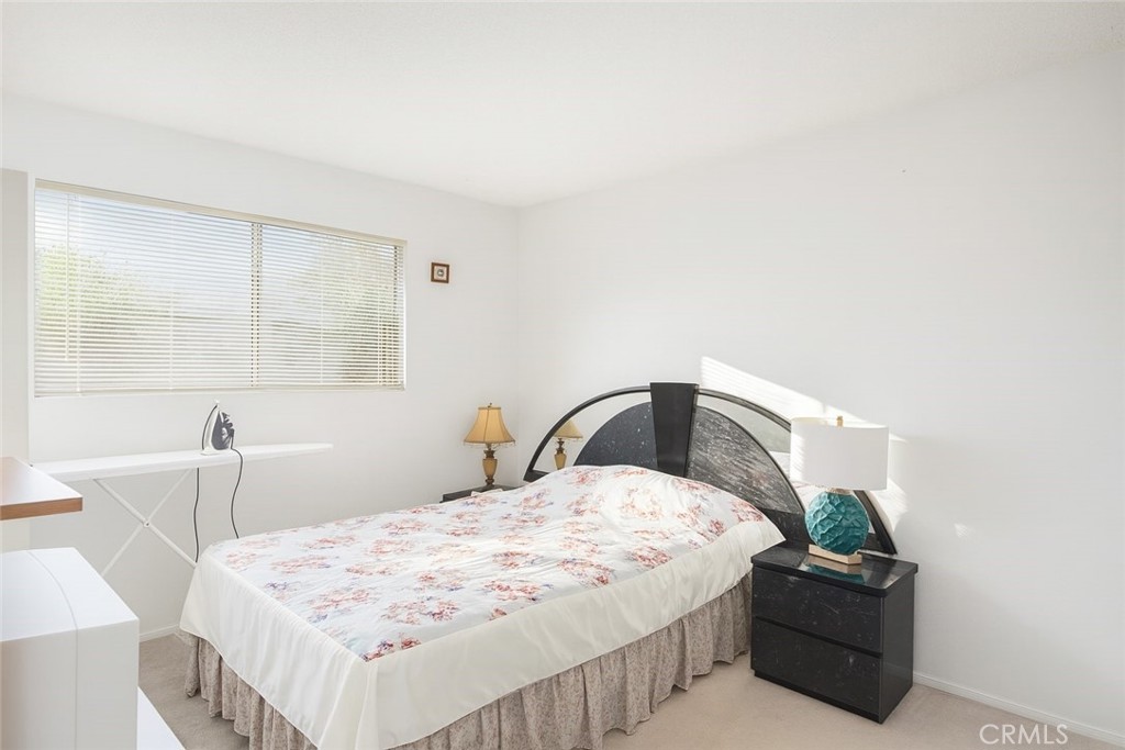 MLS #OC25272334 image #6