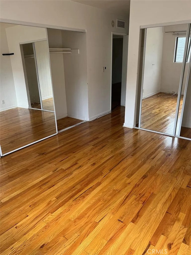 MLS #OC25272345 image #10