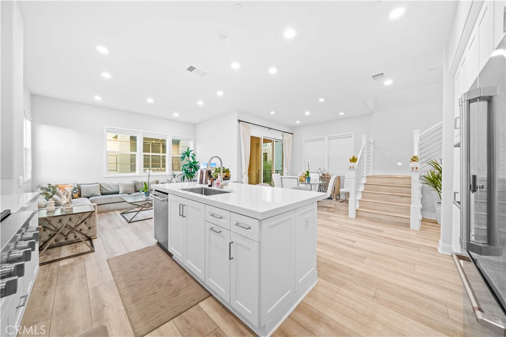 MLS #OC25272346 image #26