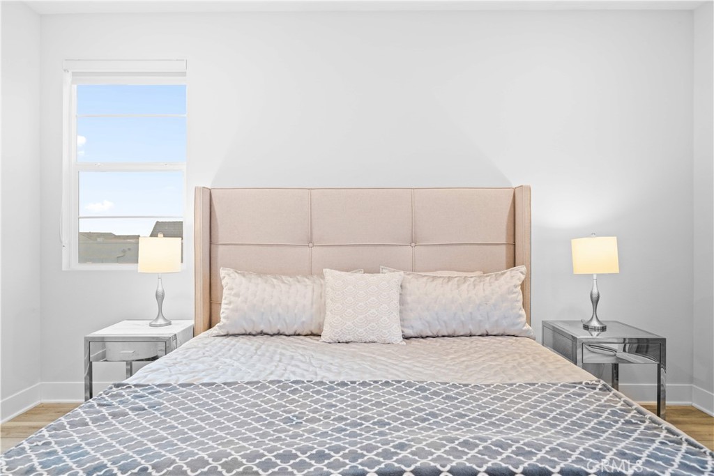 MLS #OC25272346 image #27