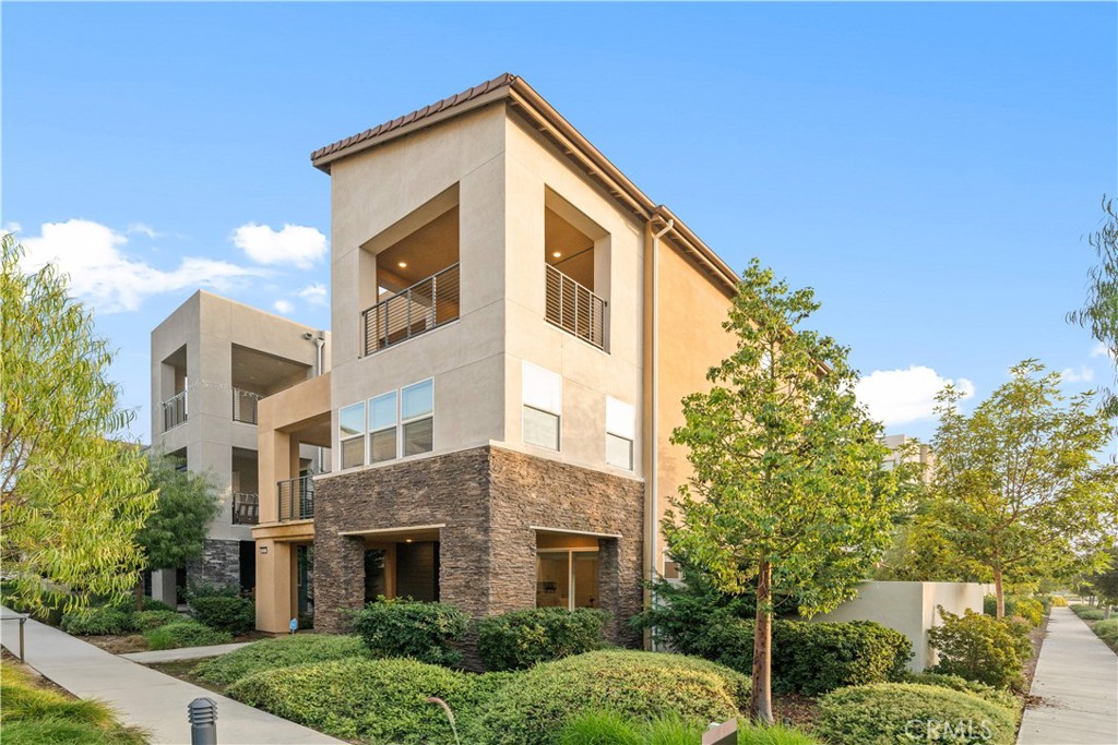 MLS #OC25272346 image #45