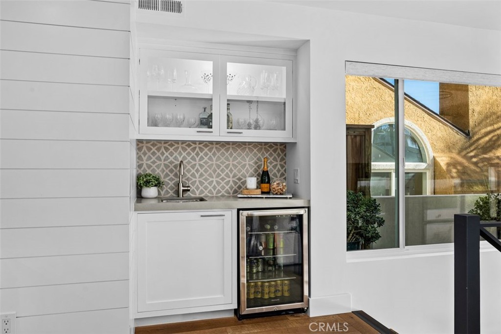 MLS #OC25272355 image #10