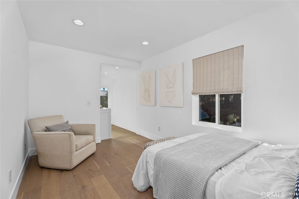 MLS #OC25272355 image #34