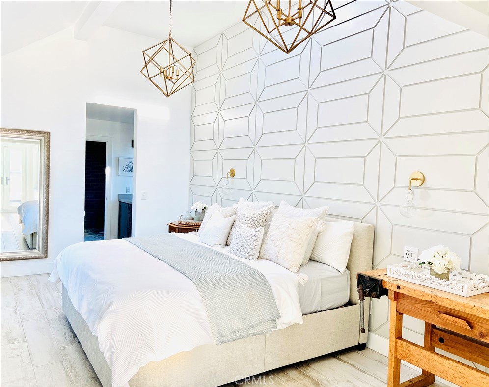 MLS #OC25272355 image #35