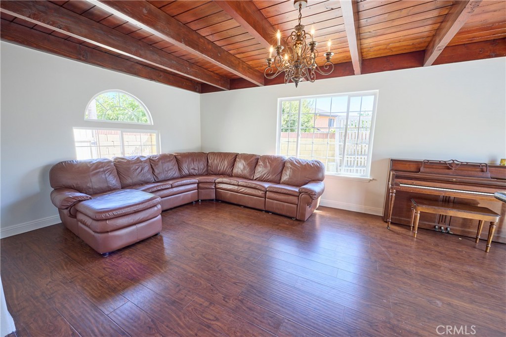 MLS #OC25272364 image #14