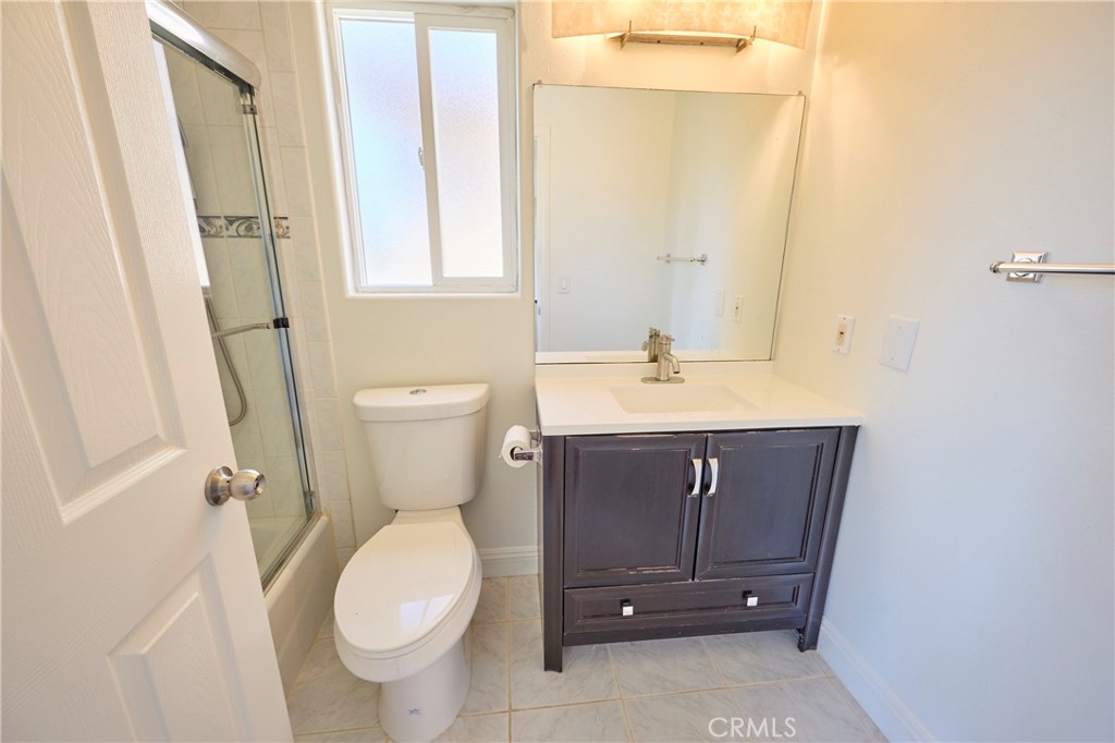 MLS #OC25272364 image #29