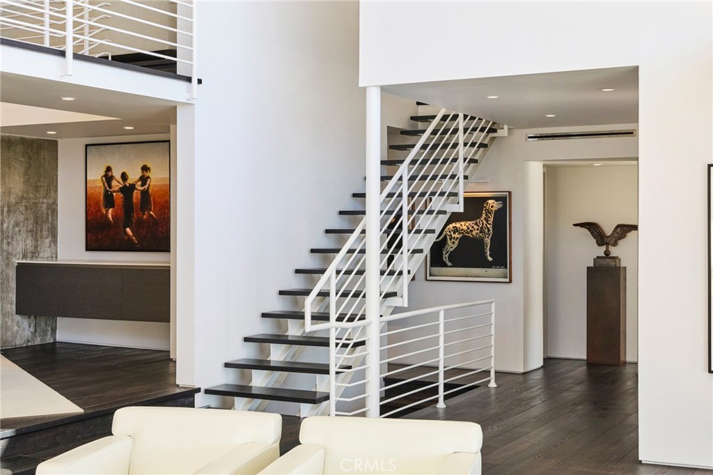 MLS #OC25272385 image #13