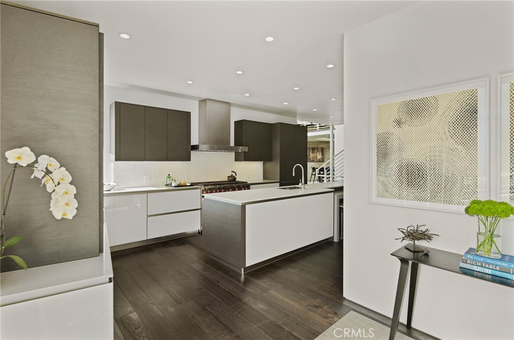 MLS #OC25272385 image #18