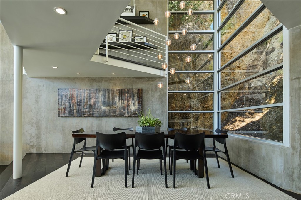 MLS #OC25272385 image #21