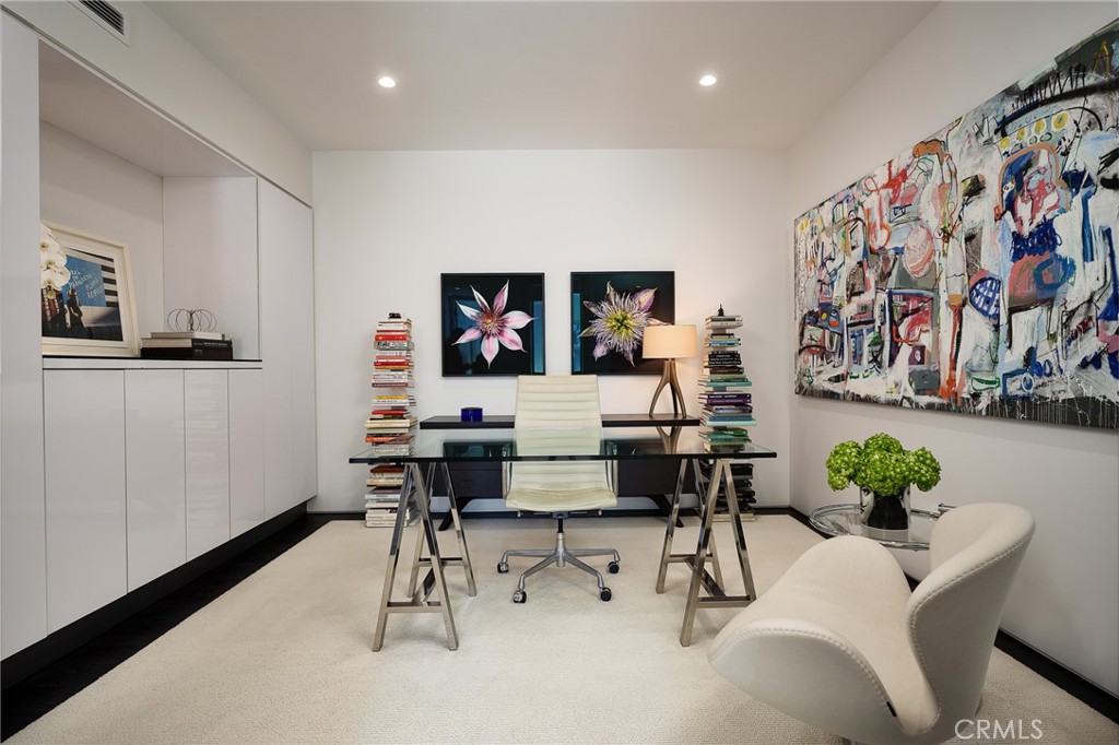 MLS #OC25272385 image #23