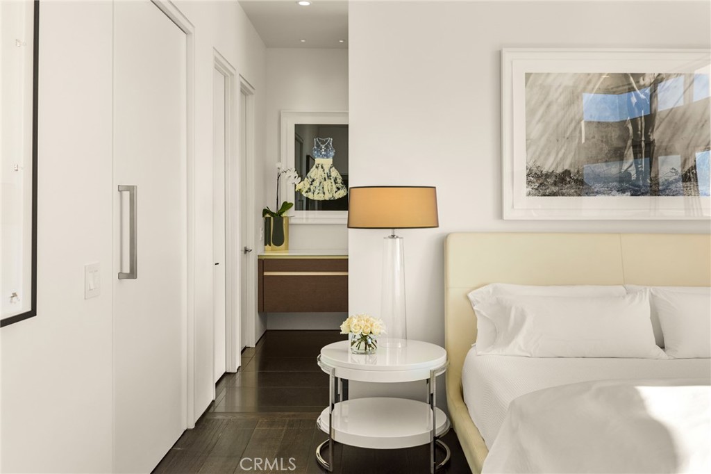 MLS #OC25272385 image #29