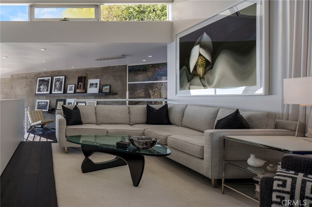 MLS #OC25272385 image #38