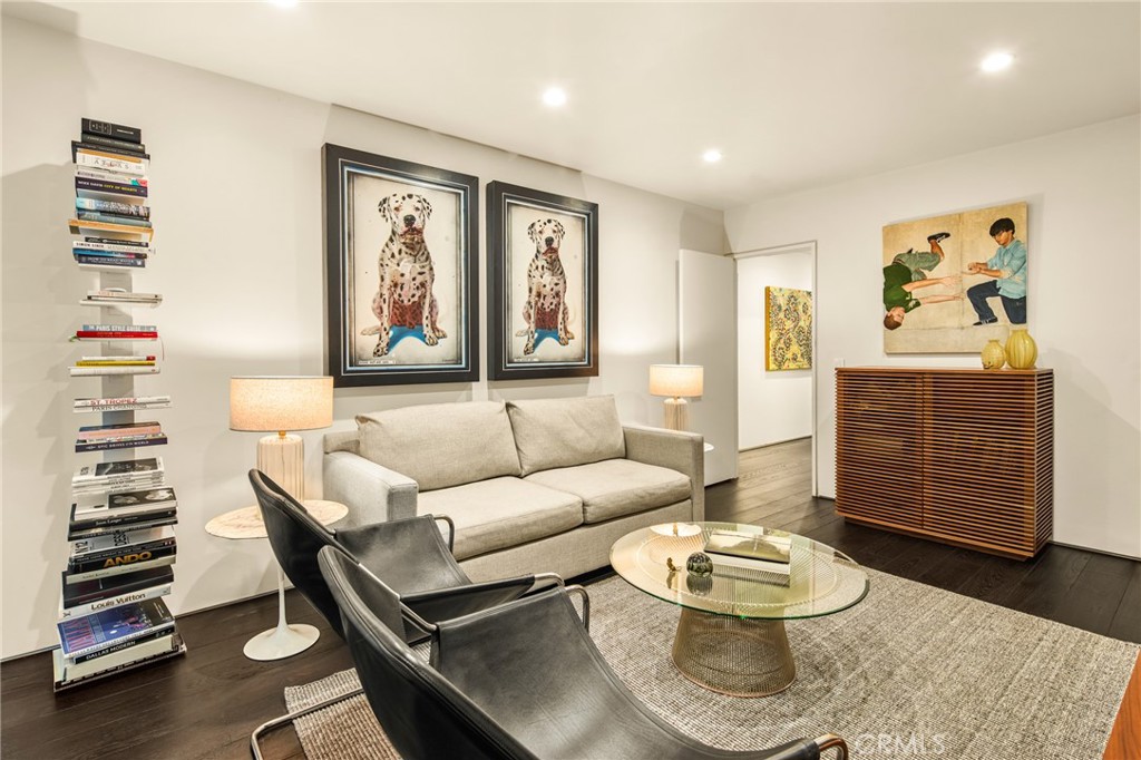 MLS #OC25272385 image #43