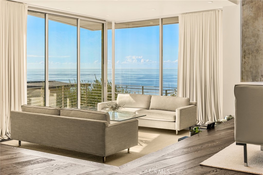 MLS #OC25272385 image #8