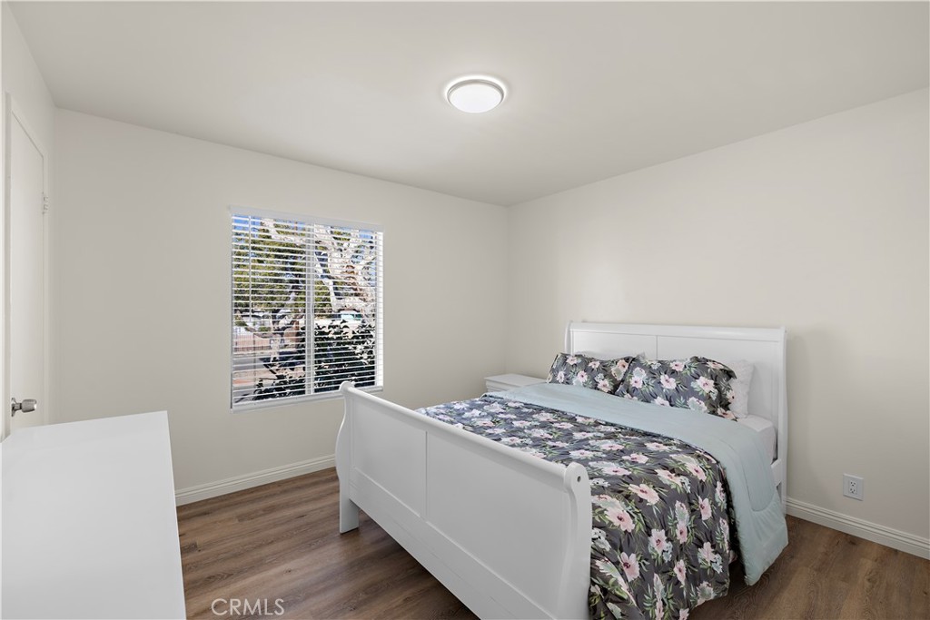 MLS #OC25272386 image #10