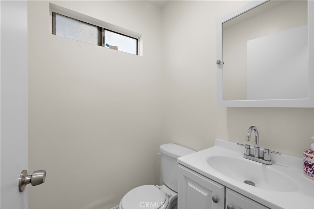 MLS #OC25272386 image #5