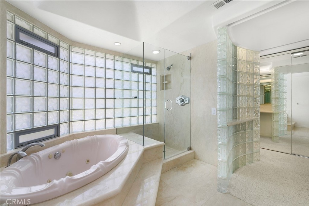 MLS #OC25272387 image #14