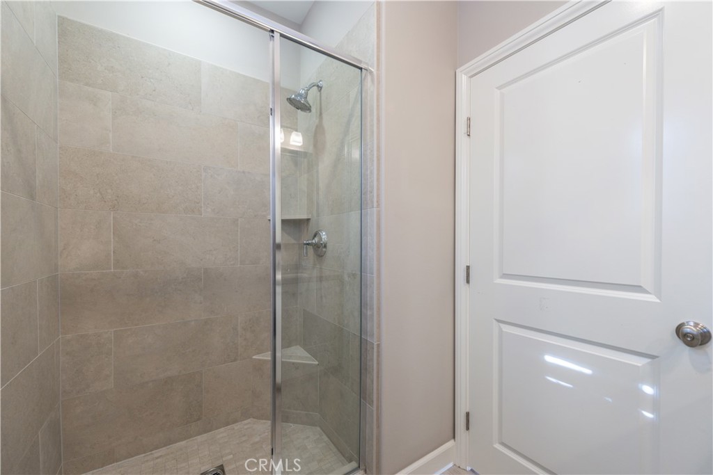 MLS #OC25272411 image #11