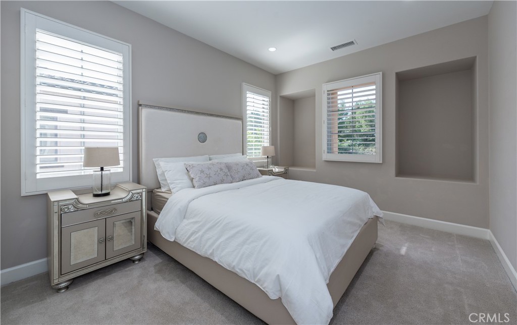 MLS #OC25272411 image #18