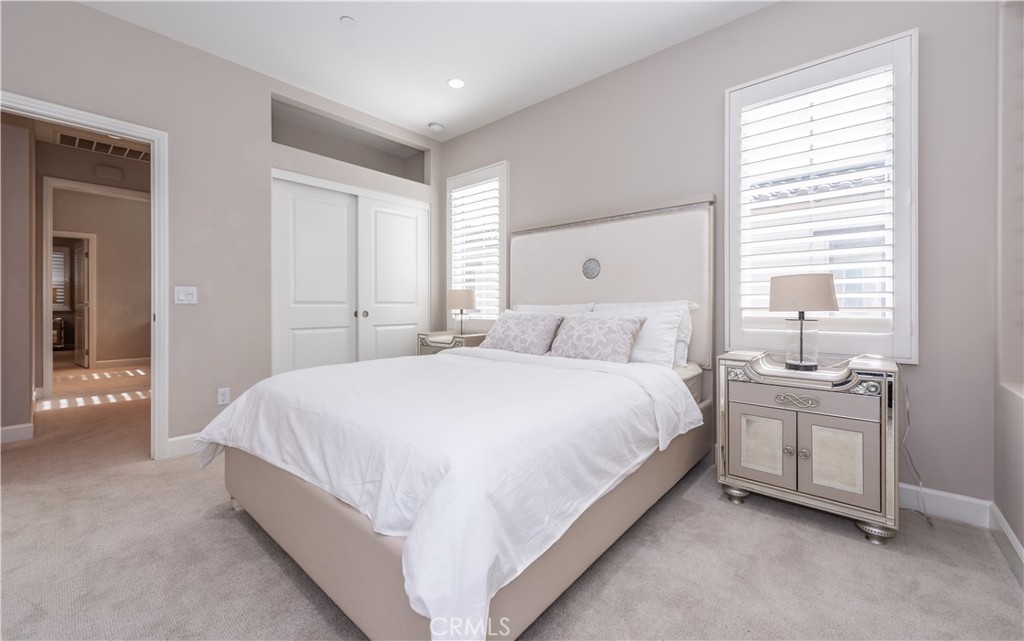 MLS #OC25272411 image #19