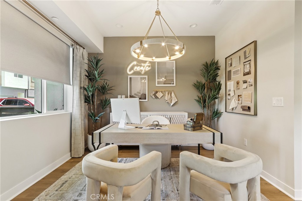 MLS #OC25272413 image #3