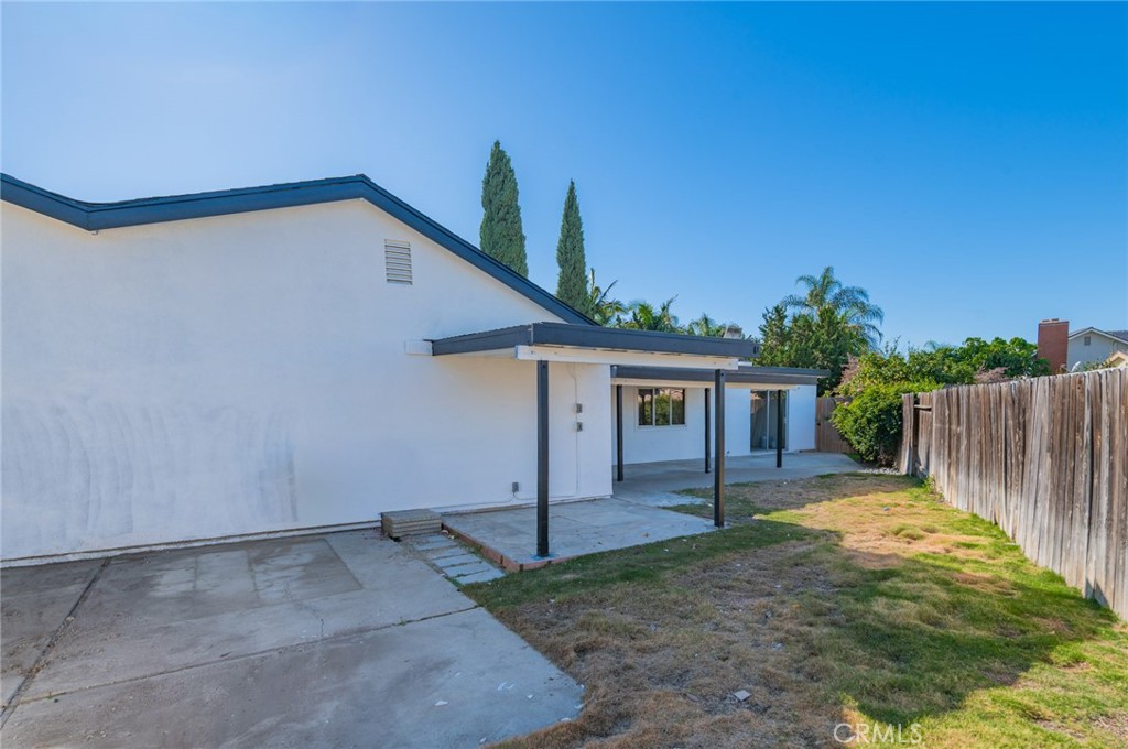 MLS #OC25272426 image #22