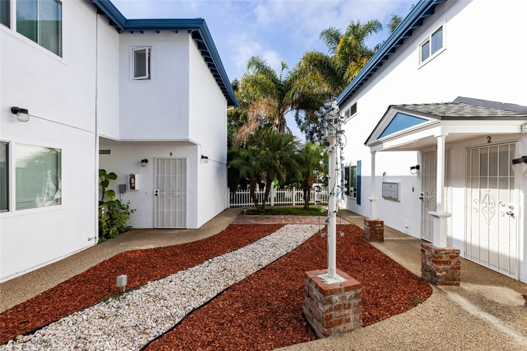 MLS #OC25272434 image #9