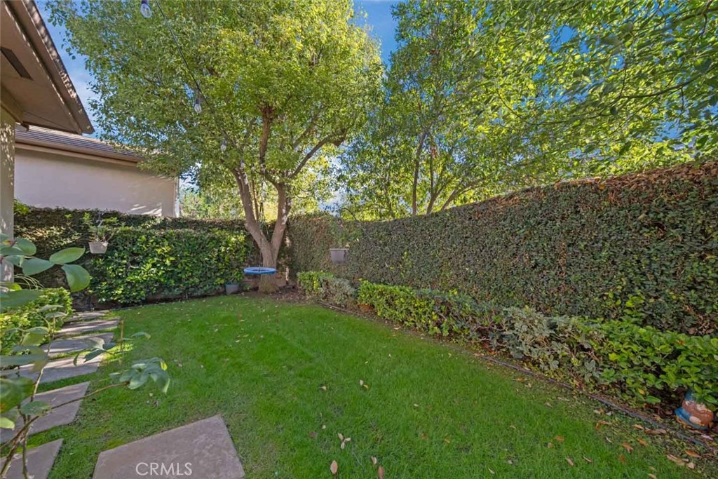 MLS #OC25272447 image #33