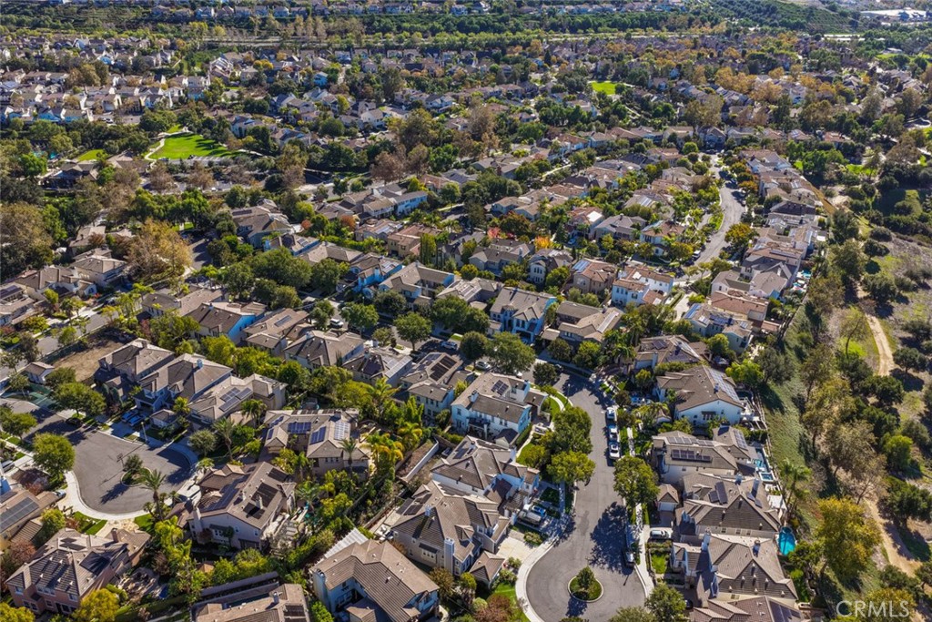 MLS #OC25272447 image #37