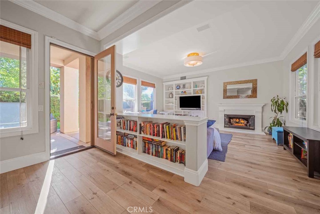 MLS #OC25272447 image #7