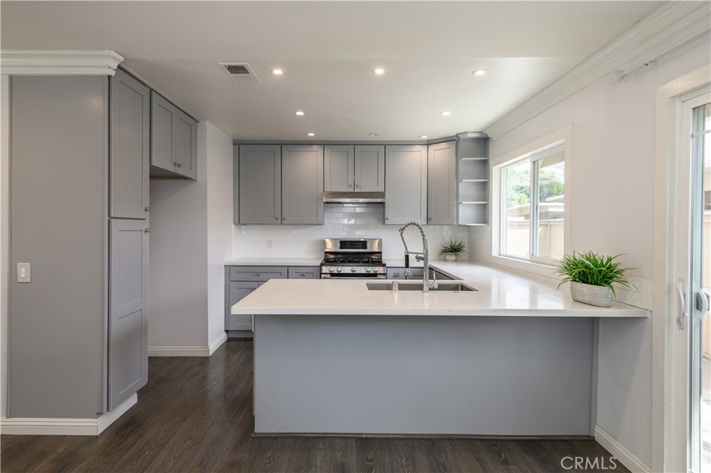 MLS #OC25272458 image #13