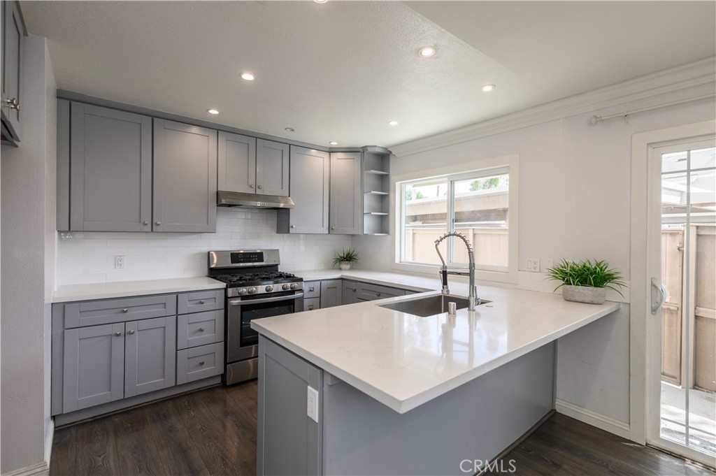 MLS #OC25272458 image #14