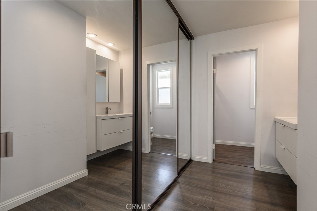 MLS #OC25272458 image #22