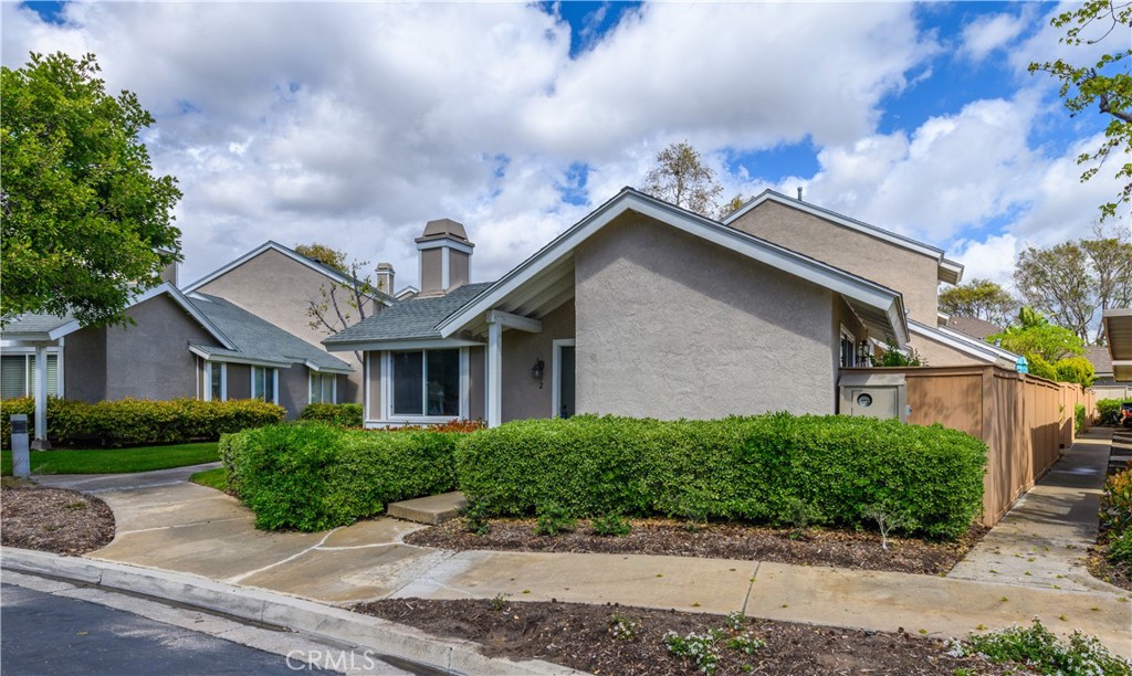 MLS #OC25272458 image #3