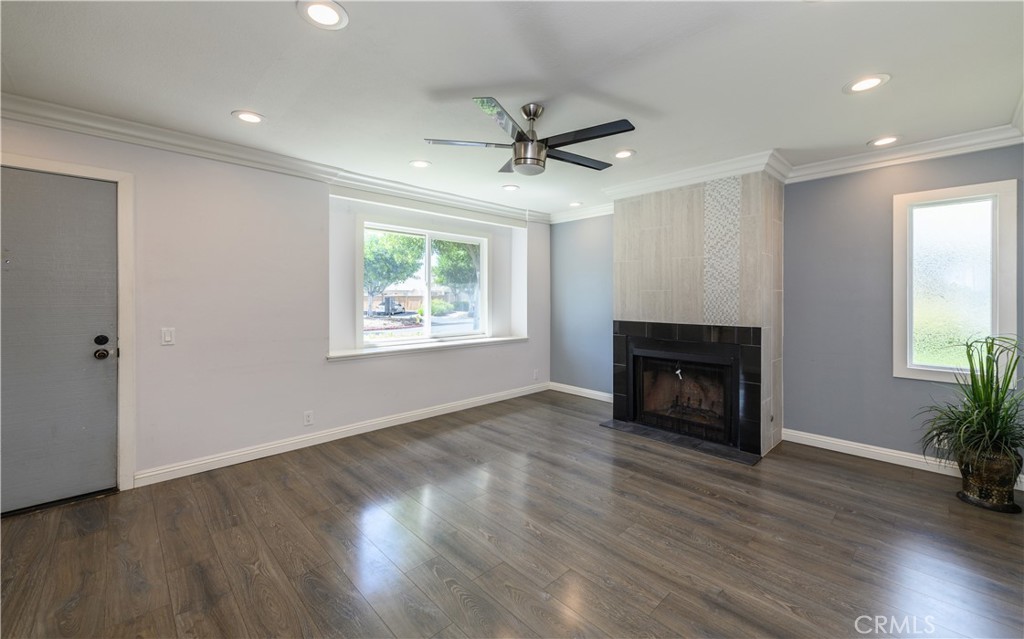 MLS #OC25272458 image #5