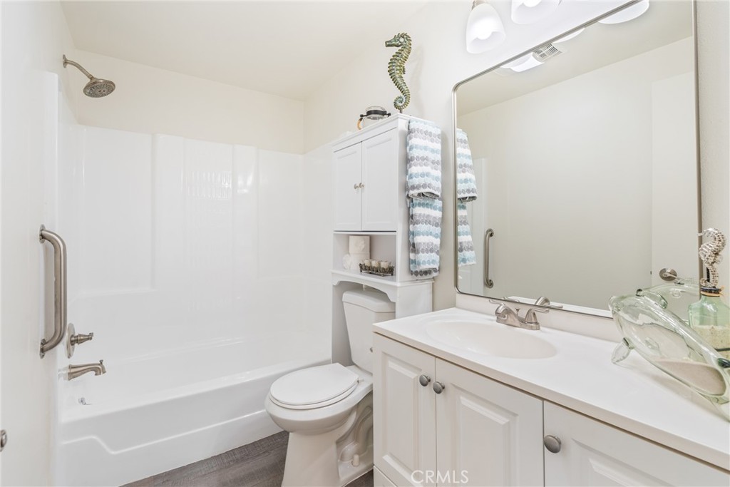 MLS #OC25272460 image #15